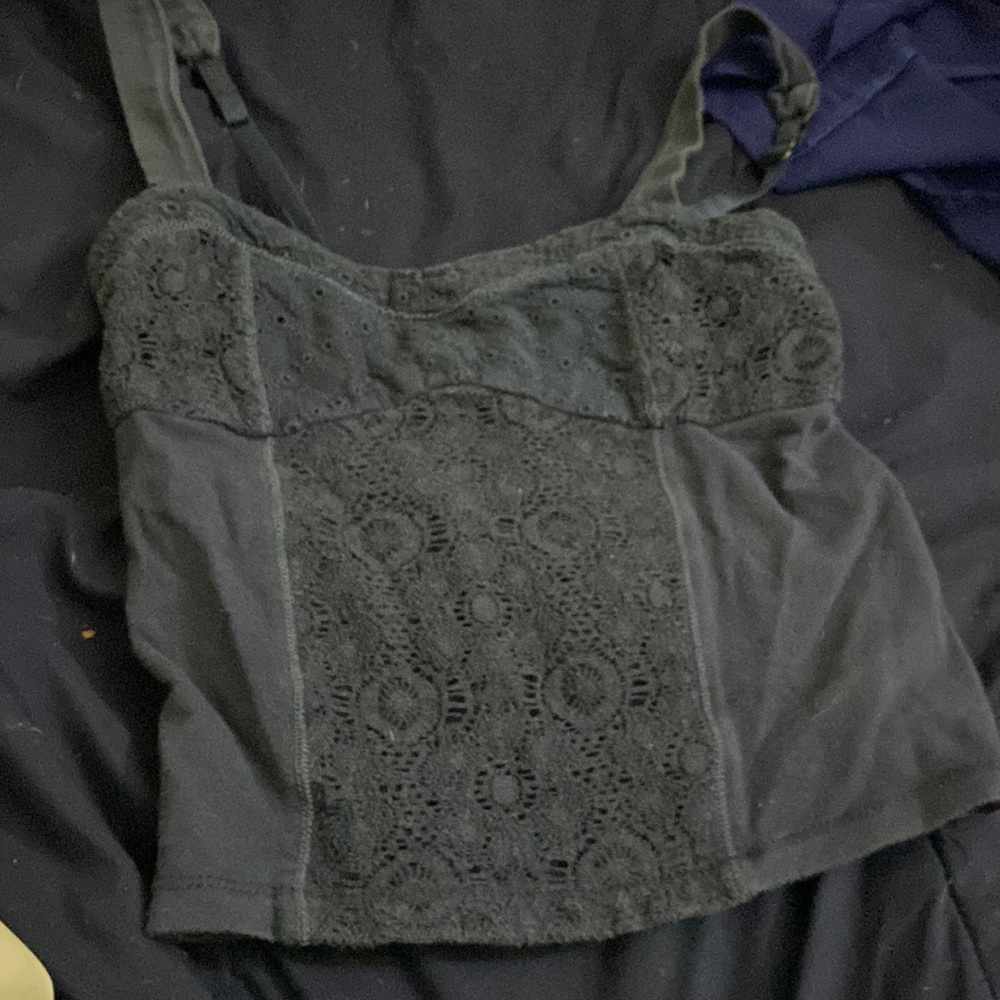 Bethany mato tank top. Thick straps with stretchy back and lace. Blue. Size XS.